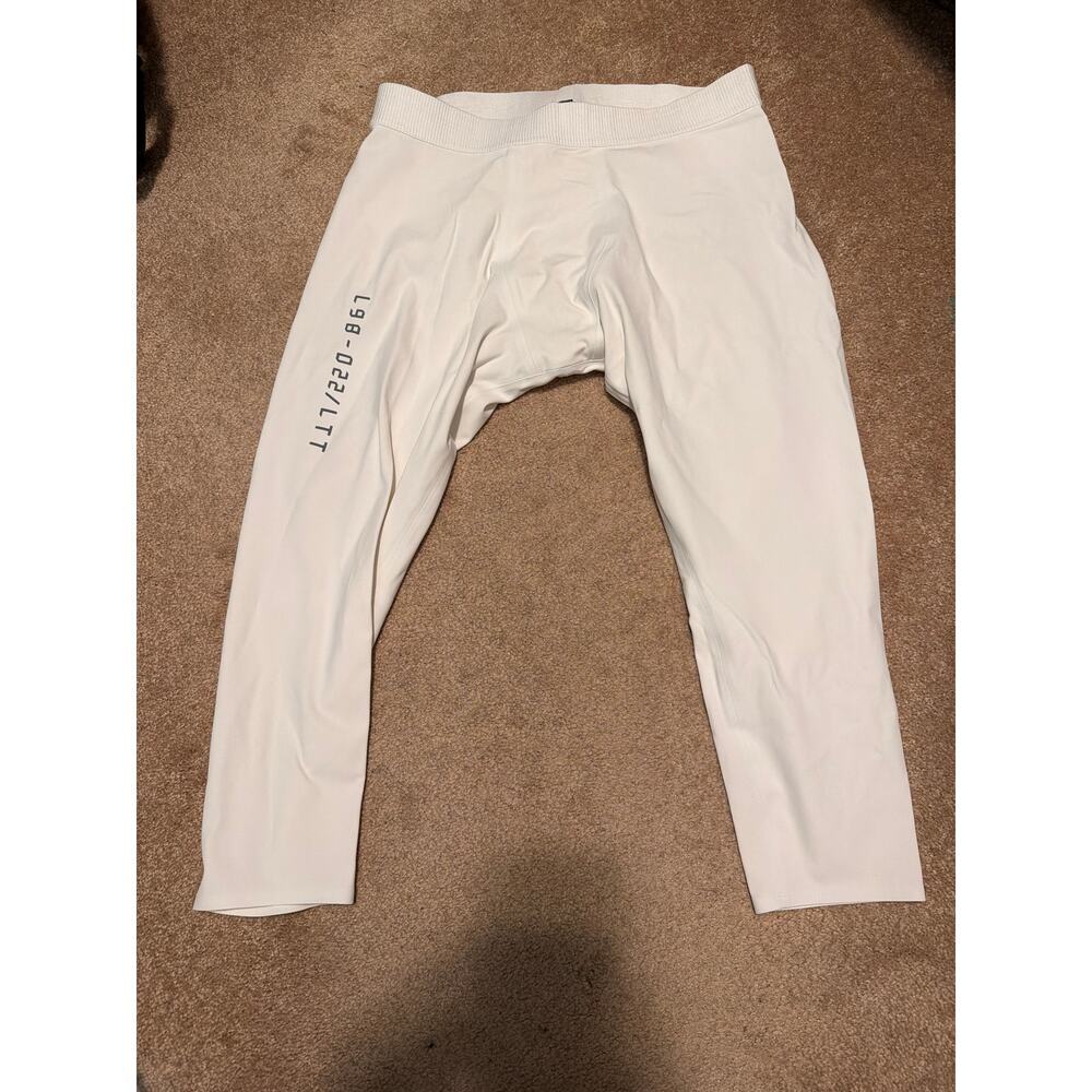 Lululemon License to Train Tight 21" size XXL